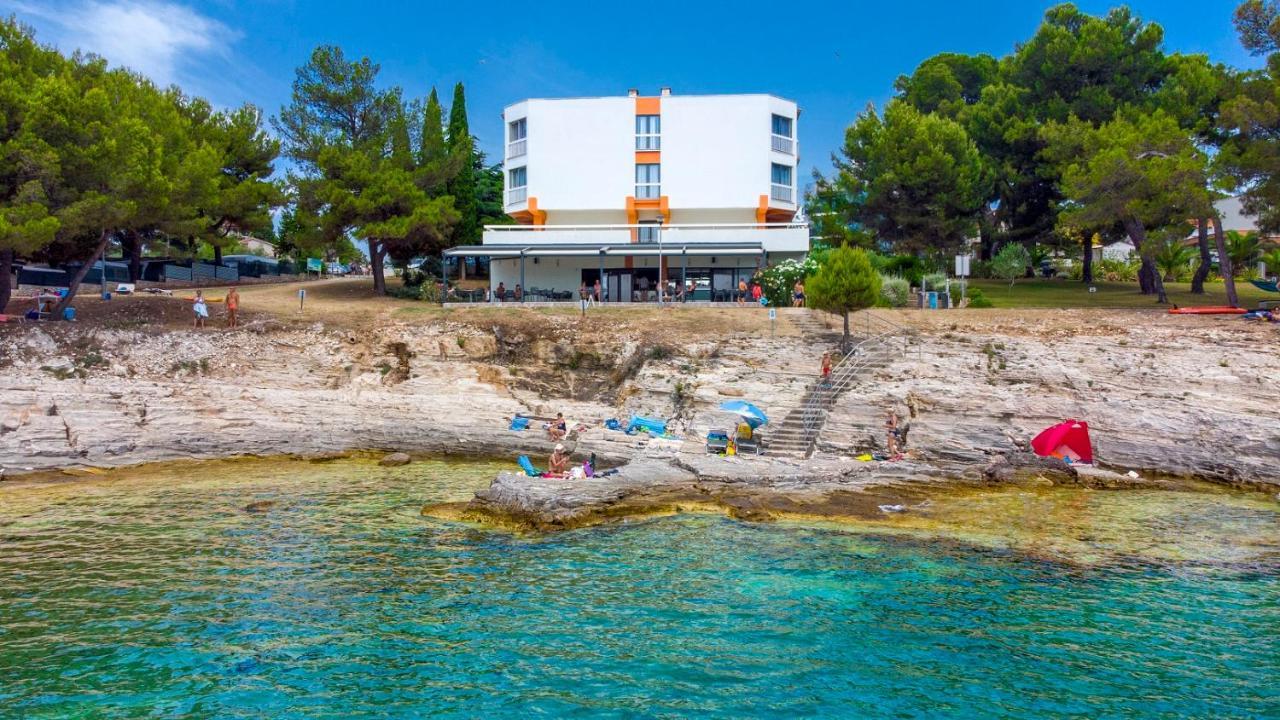 Centinera Resort Banjole Eksteriør bilde