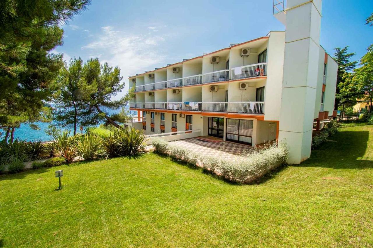Centinera Resort Banjole Eksteriør bilde