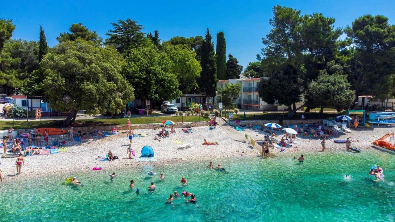Centinera Resort Banjole Eksteriør bilde